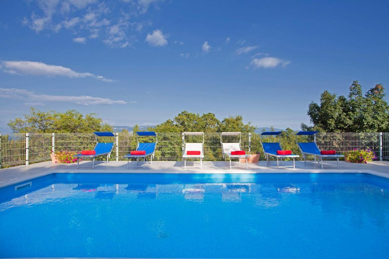 Villa Mirta In Crni Labin  Extérieur photo