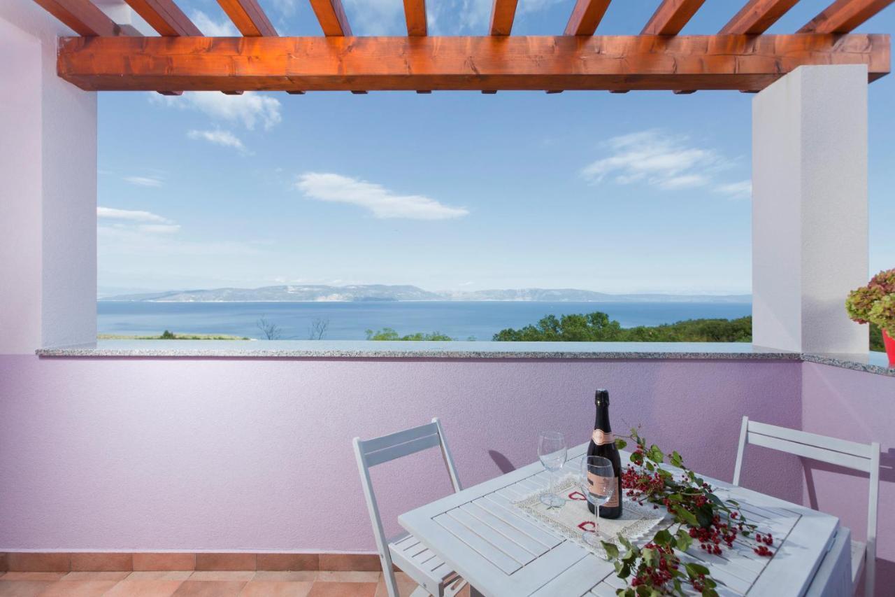 Villa Mirta In Crni Labin  Extérieur photo