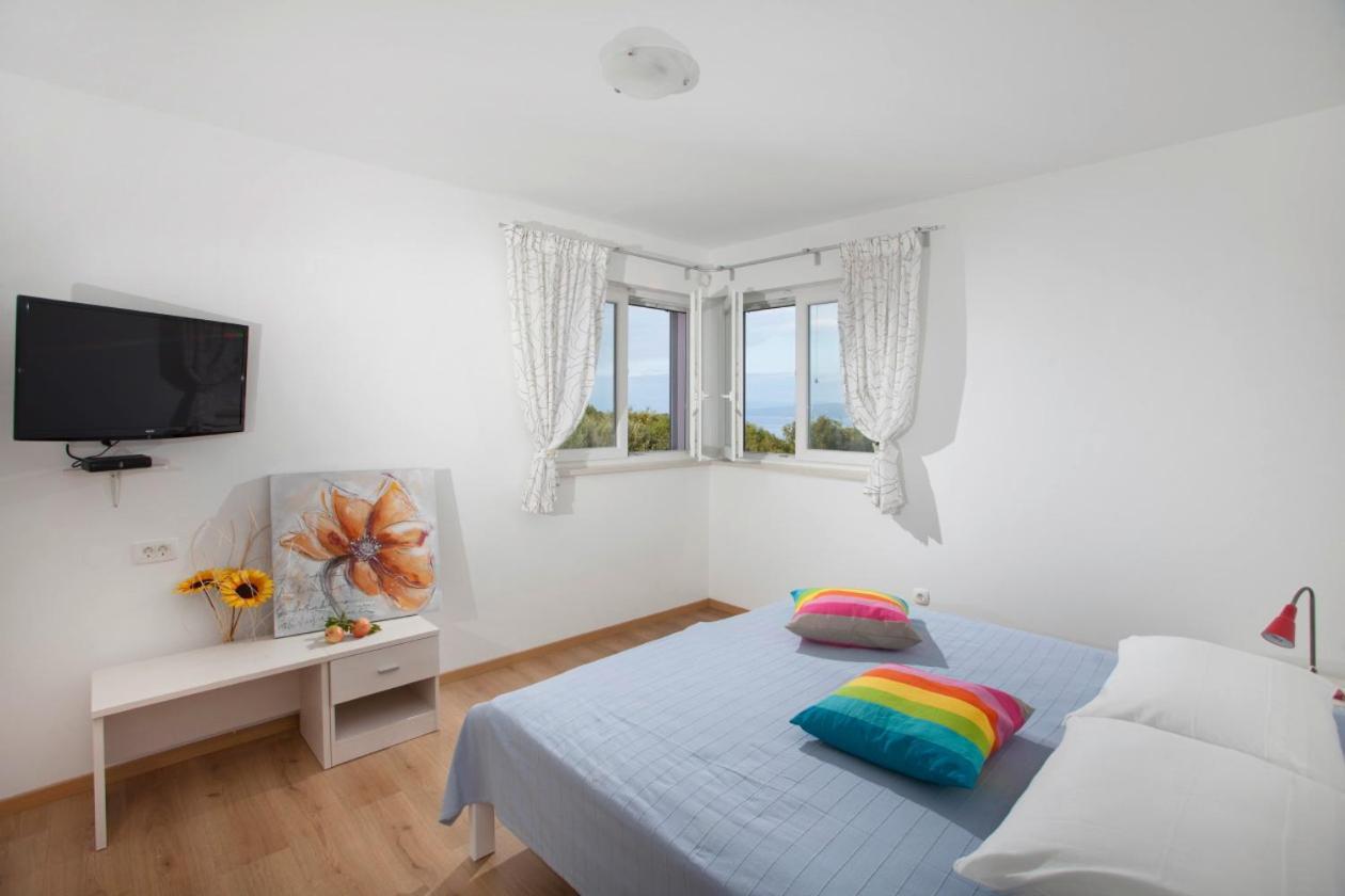 Villa Mirta In Crni Labin  Extérieur photo